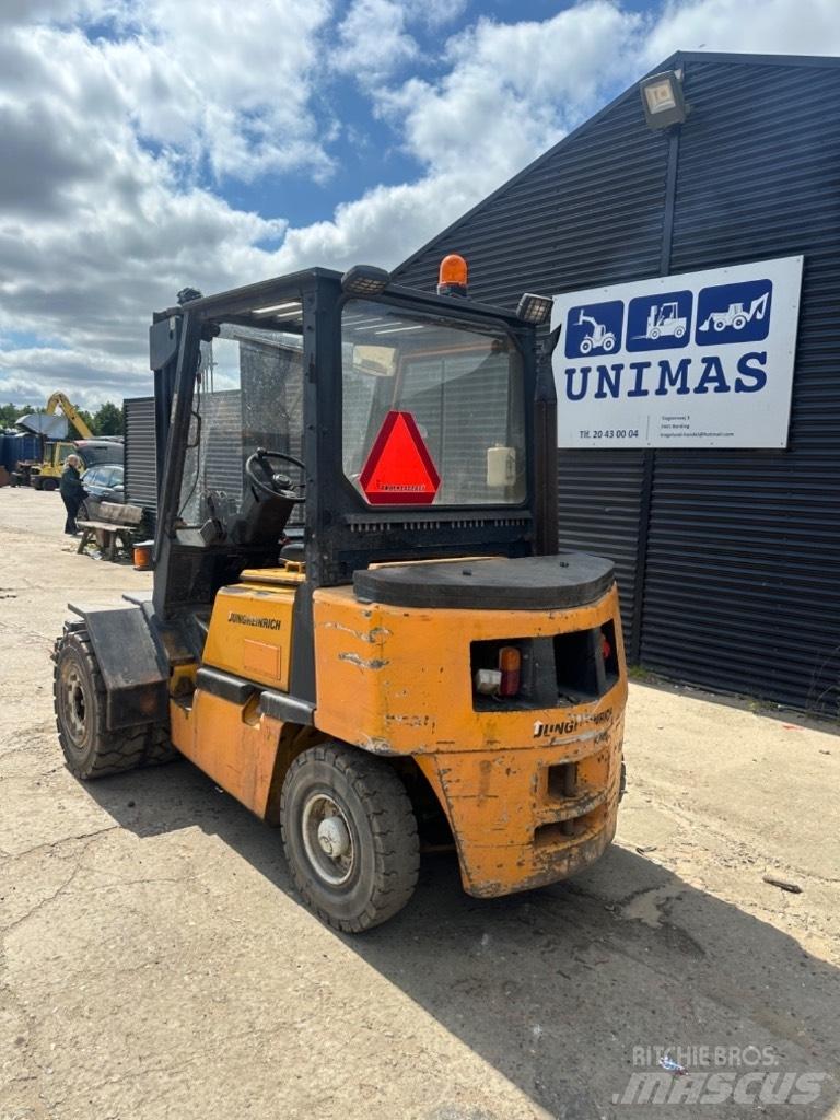 Jungheinrich EFD35 Dieseltrukit