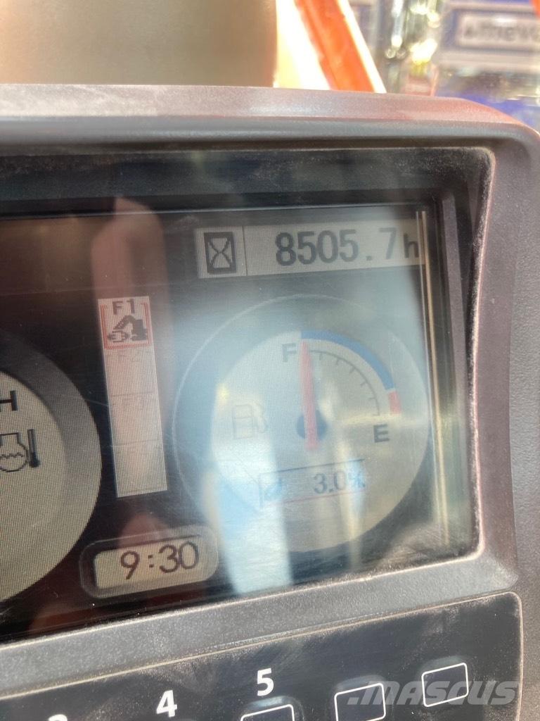 Hitachi ZX 240 Telakaivukoneet