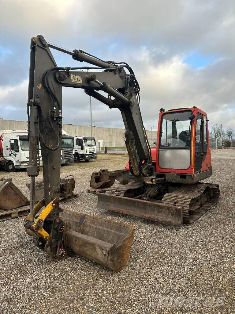 Komatsu PC 75 Midikaivukoneet 7t - 12t