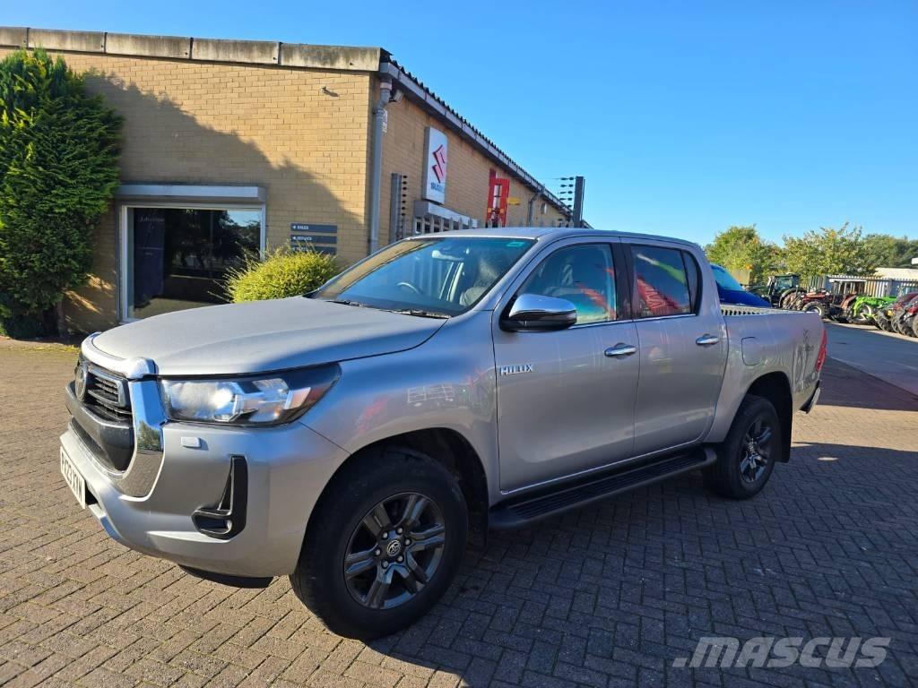 Toyota Hilux Lava-autot