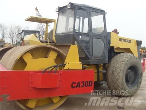 Dynapac CA 30 D Yksivalssijyrät