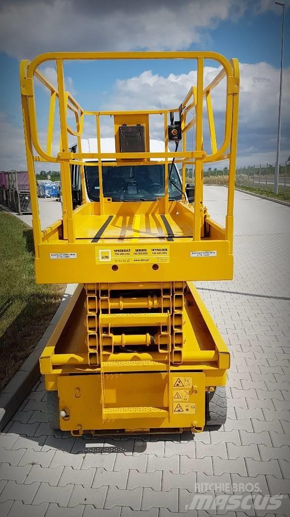 Haulotte Compact 12 Saksilavat