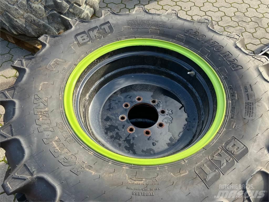 BKT 420/70R24 Renkaat ja vanteet
