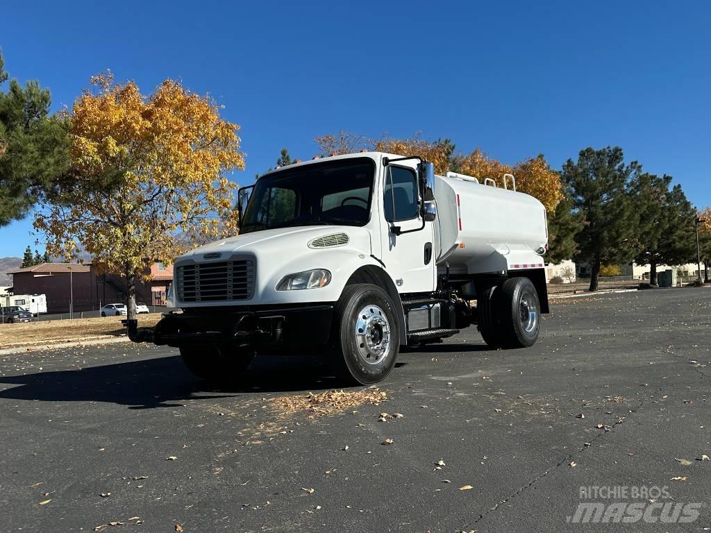 Freightliner M2 Vesisäiliöautot
