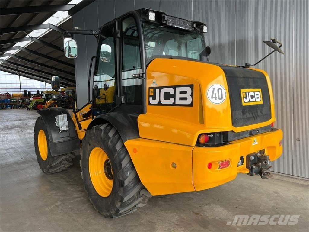 JCB TM 320 Agri Pyöräkuormaajat