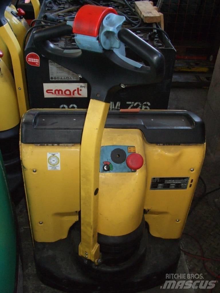 Hyster P1.6 Lavansiirtotrukit