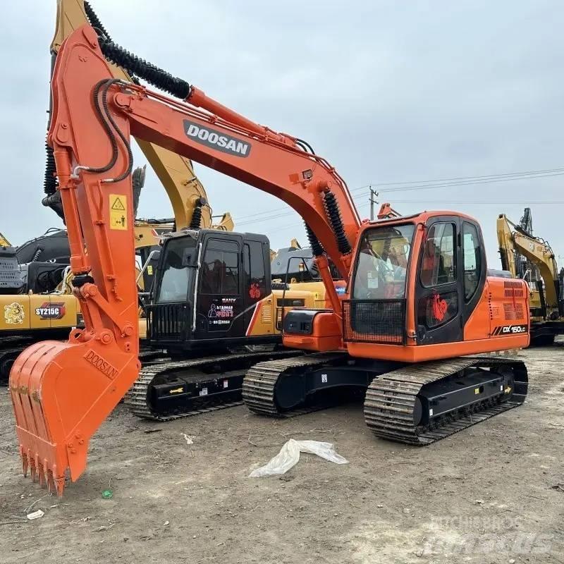 Doosan DX150 Telakaivukoneet