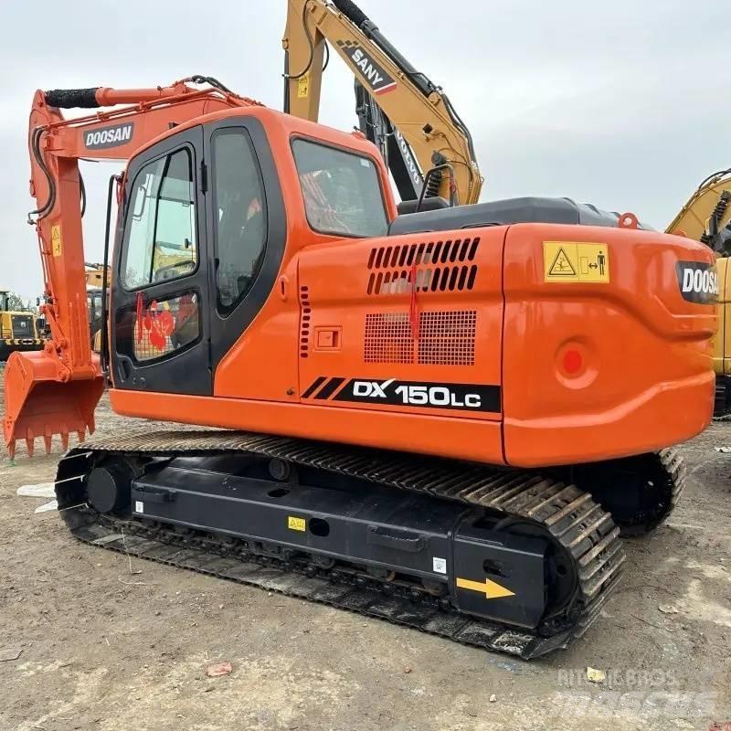 Doosan DX150 Telakaivukoneet