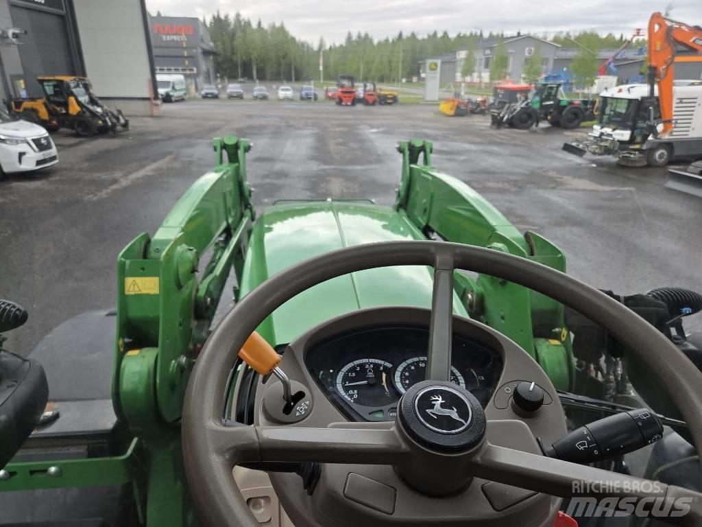 John Deere 6155R Traktorit