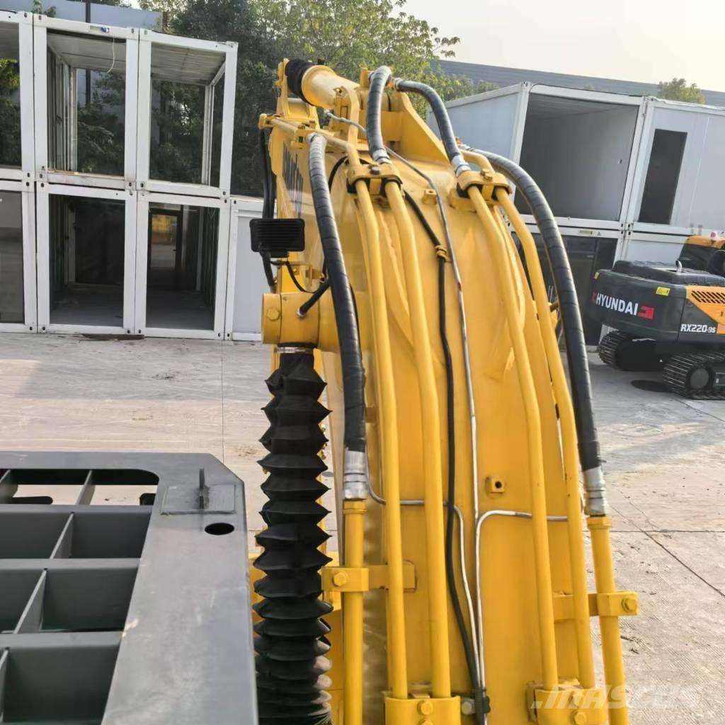 Komatsu PC 130 Minikaivukoneet < 7t