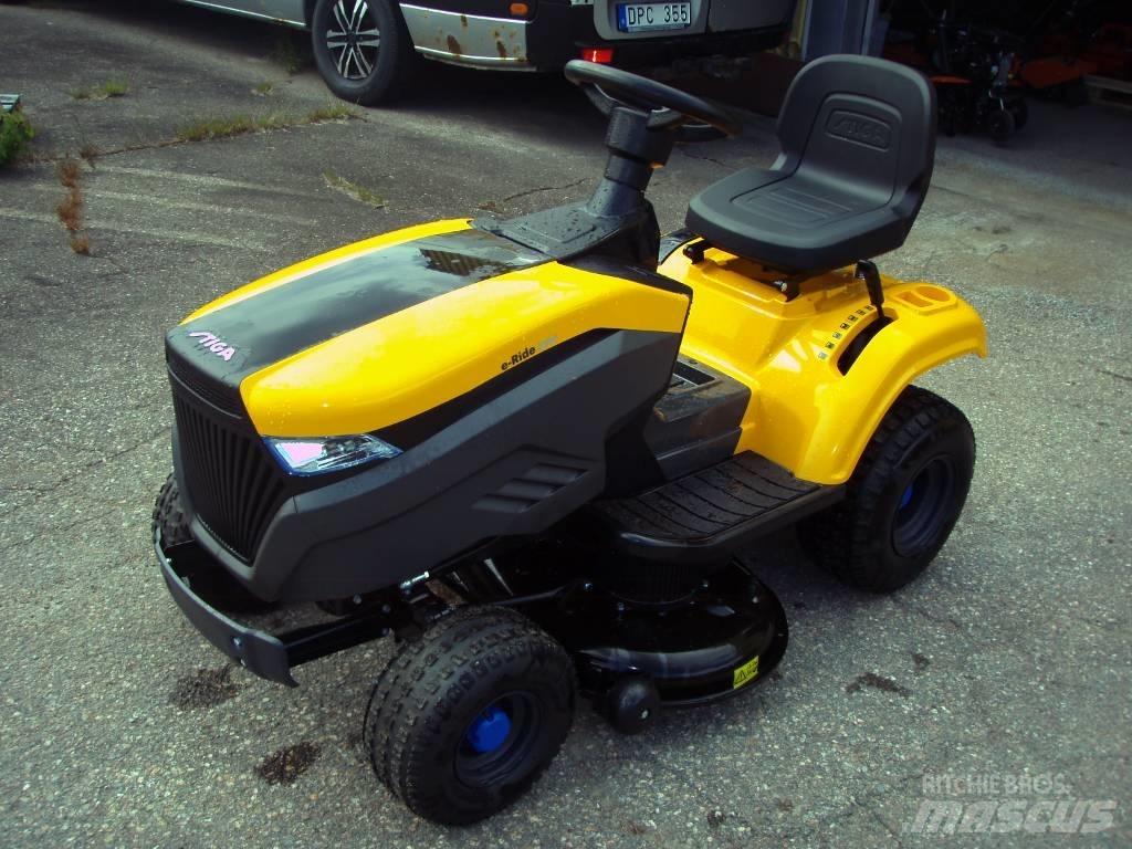 Stiga E-Ride S 300 Päältäajettavat ruohonleikkurit