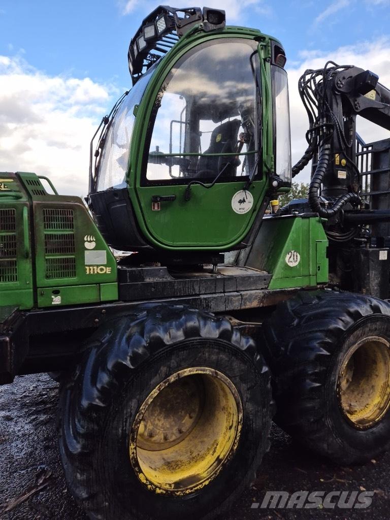 John Deere 1110 E Kuormatraktorit