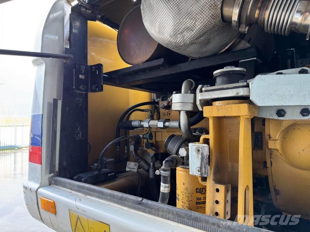 CAT M315D Pyöräkaivukoneet