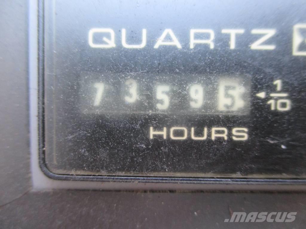 JLG 800 AJ Kuukulkijat