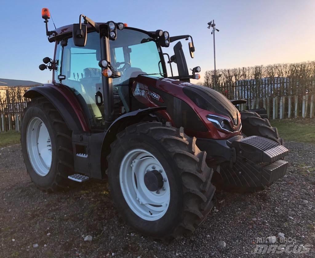 Valtra G125EA Traktorit