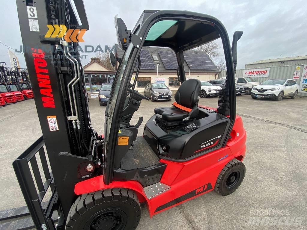 Manitou MI 25 D Dieseltrukit