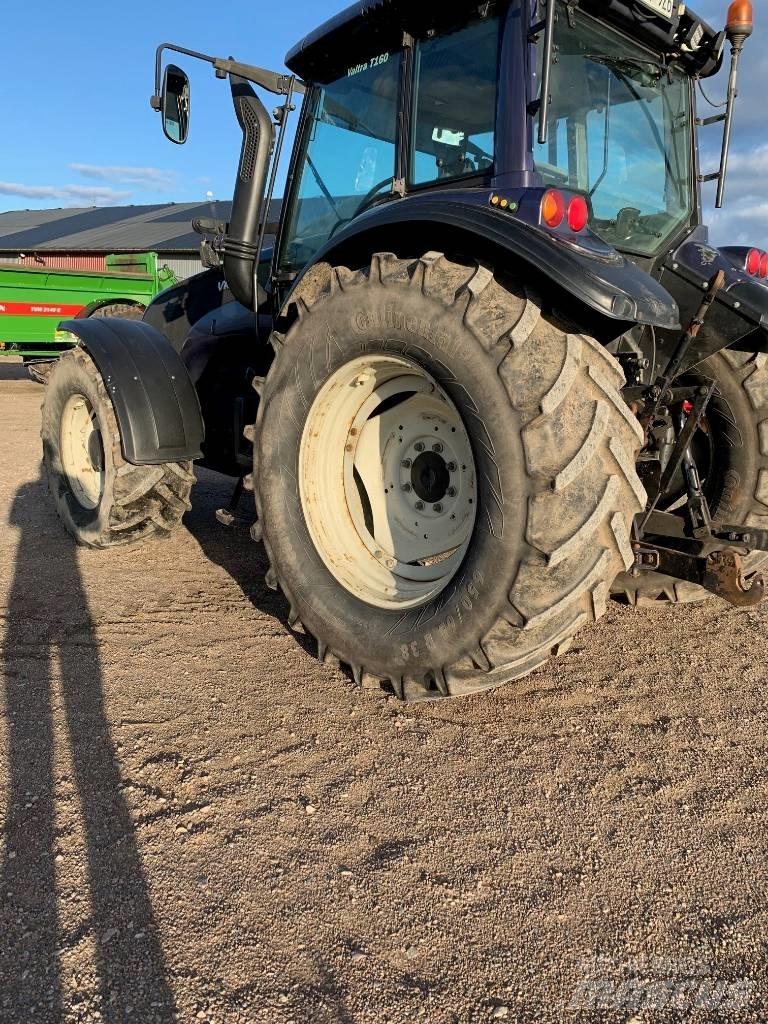 Valtra T 160 Traktorit