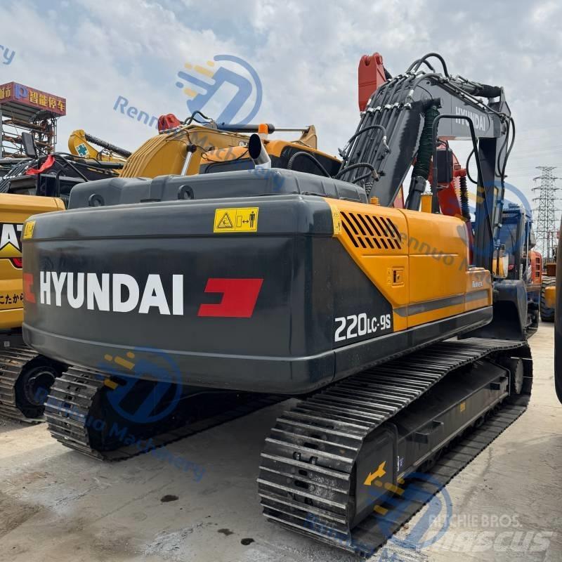 Hyundai R220-9S Telakaivukoneet