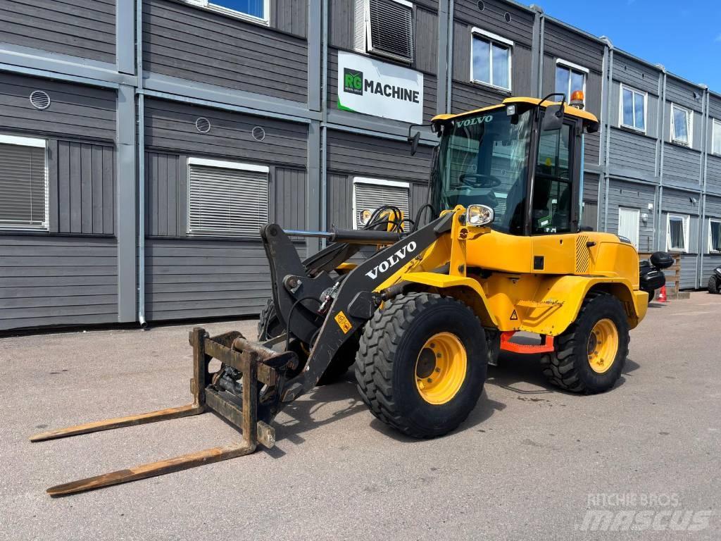 Volvo L 30 GS Pyöräkuormaajat