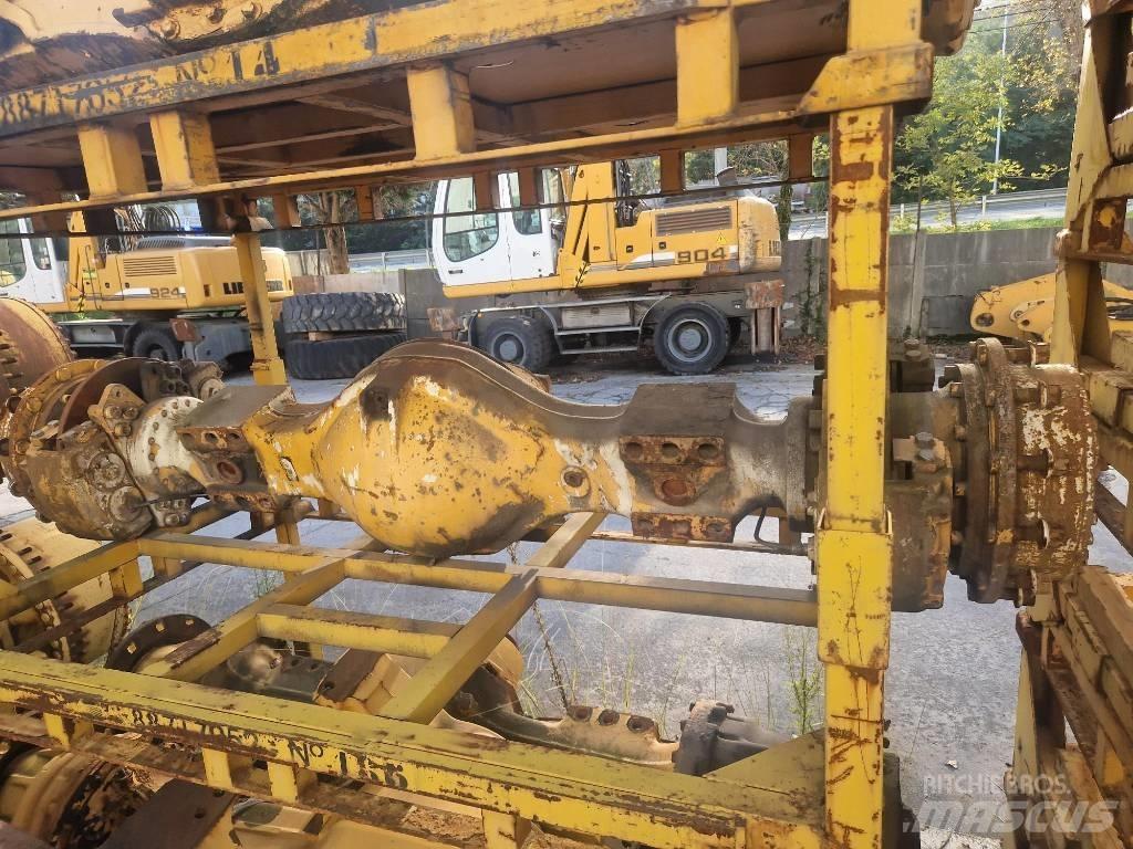 Volvo A25C Akselit