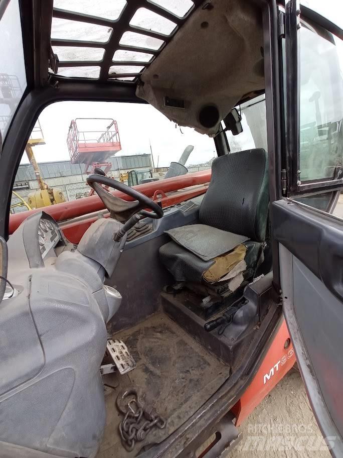 Manitou MT 932 Kurottajat
