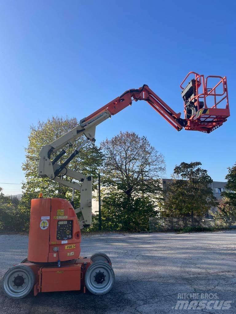 JLG 300 AJP Kuukulkijat