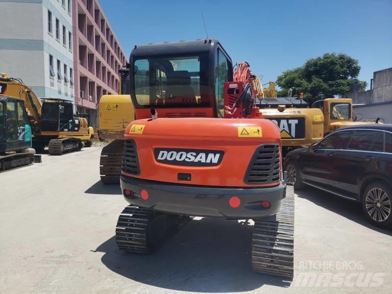 Doosan DX 60 Telakaivukoneet