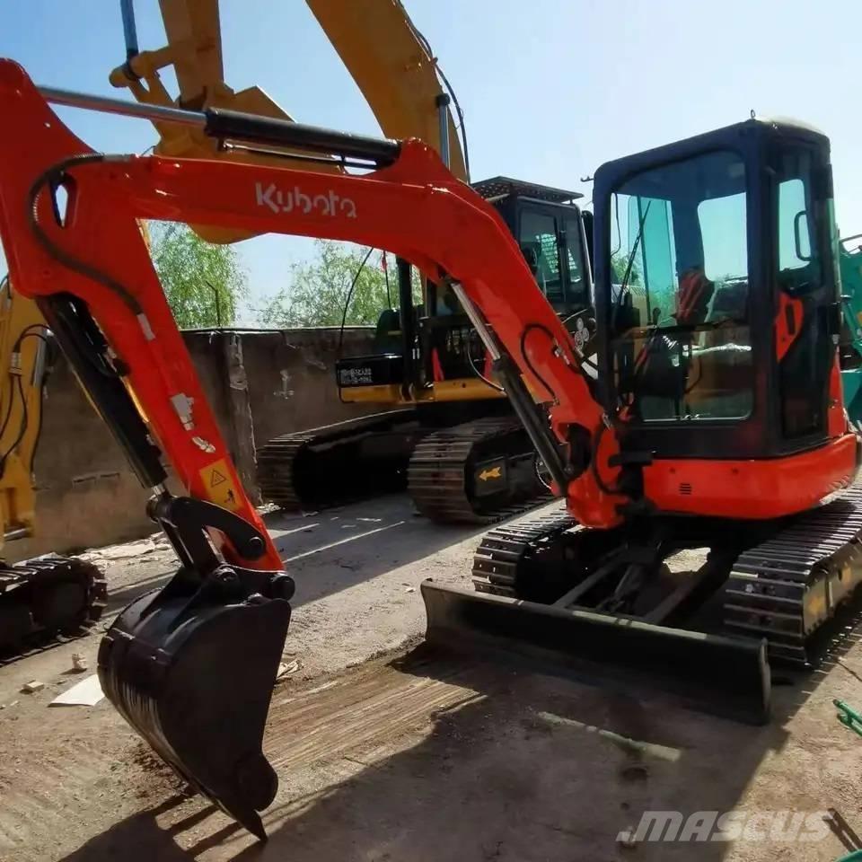 Kubota U35 Minikaivukoneet < 7t