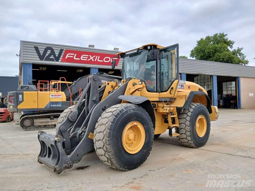 Volvo L 120 G Pyöräkuormaajat