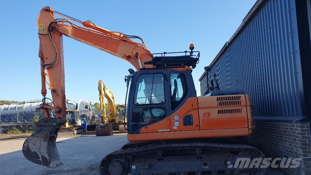 Doosan DX160LC-3 Telakaivukoneet