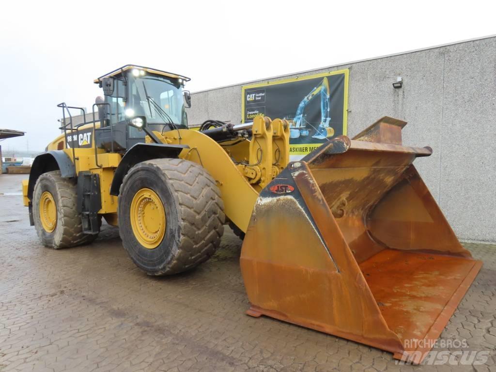 CAT 982 M Pyöräkuormaajat