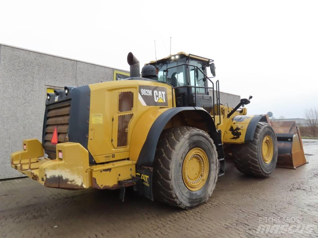 CAT 982 M Pyöräkuormaajat