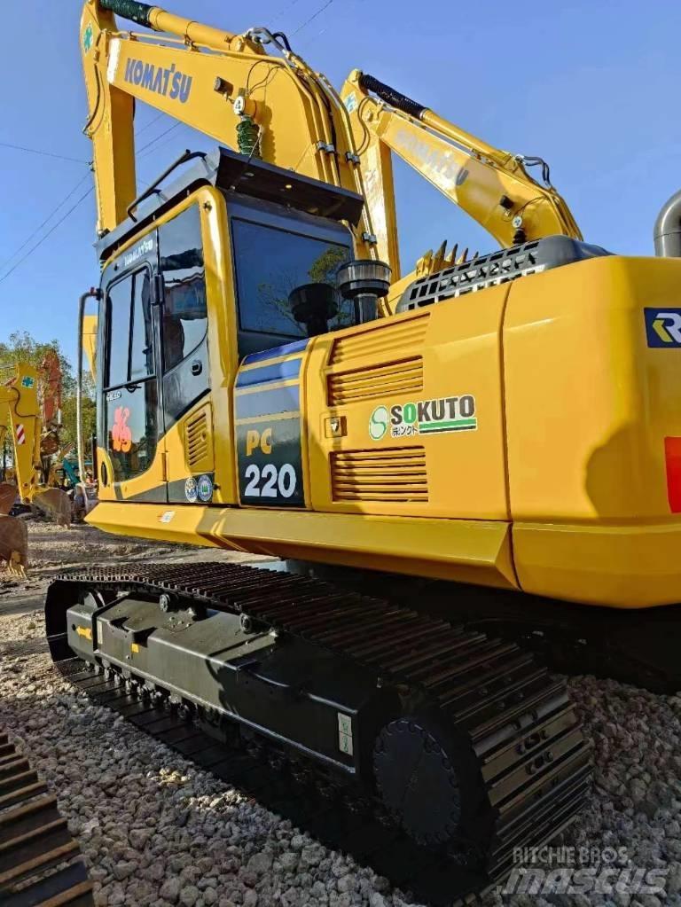 Komatsu PC 220-8 Telakaivukoneet