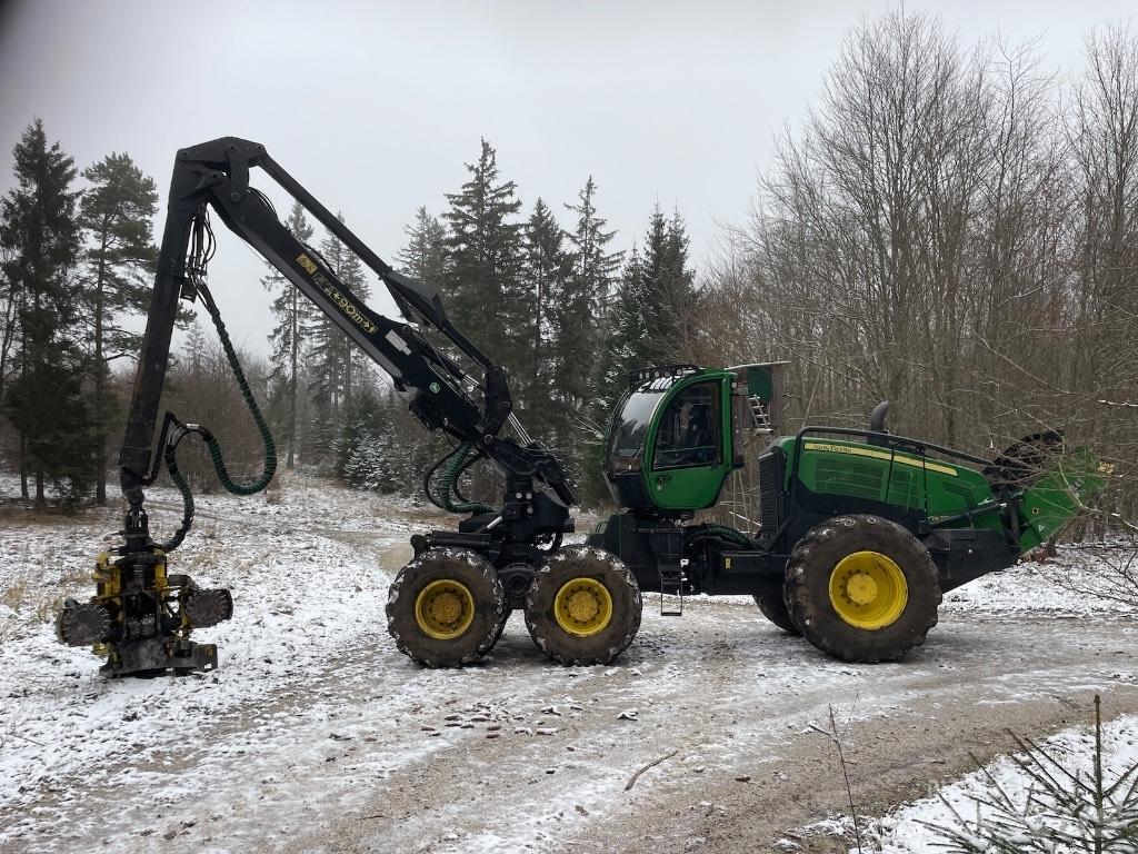 John Deere 1470 G Harvesterit
