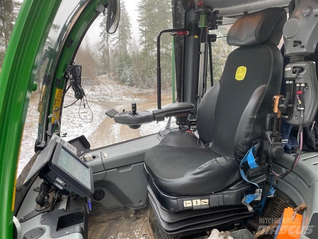 John Deere 1470 G Harvesterit