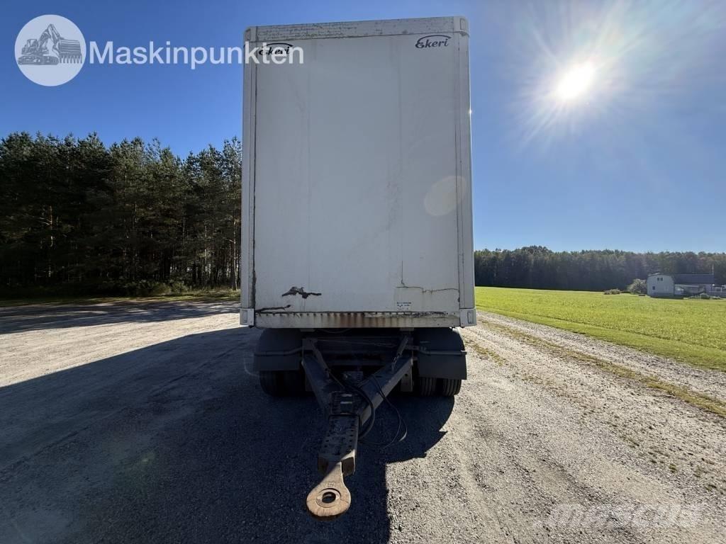 Ekeri L4 Umpikoriperävaunut