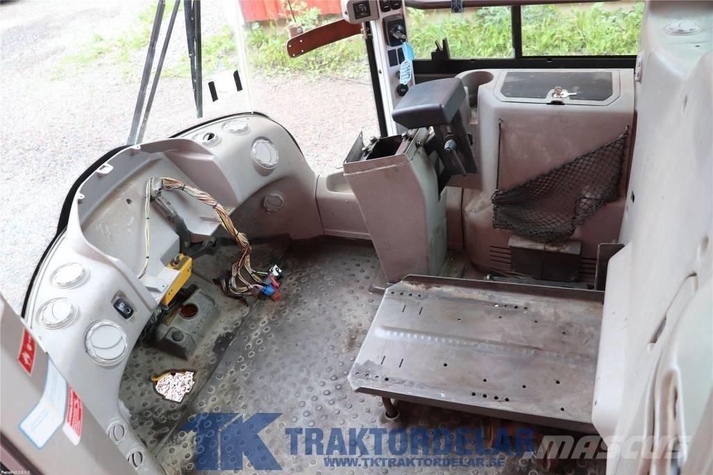 Volvo L 180 F Ohjaamo ja sisusta