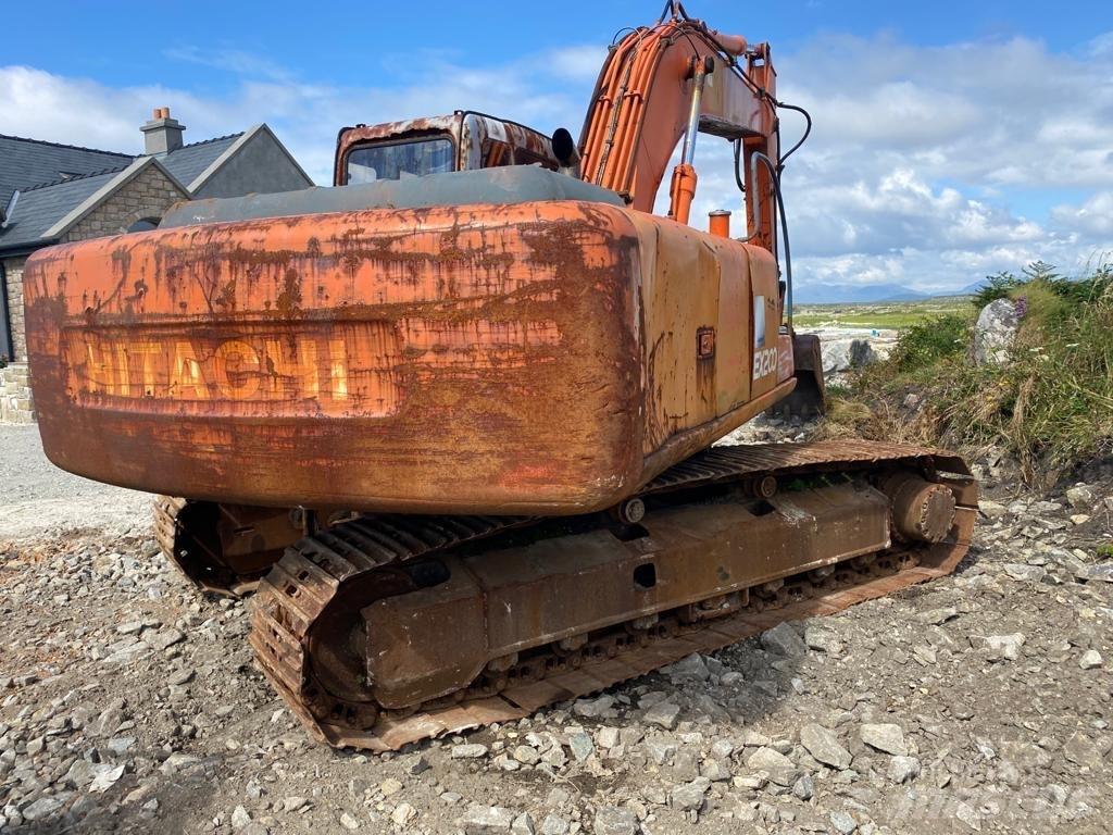 Hitachi EX 200-5 Telakaivukoneet
