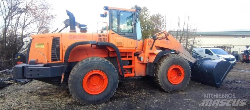 Doosan DL 300 Pyöräkuormaajat