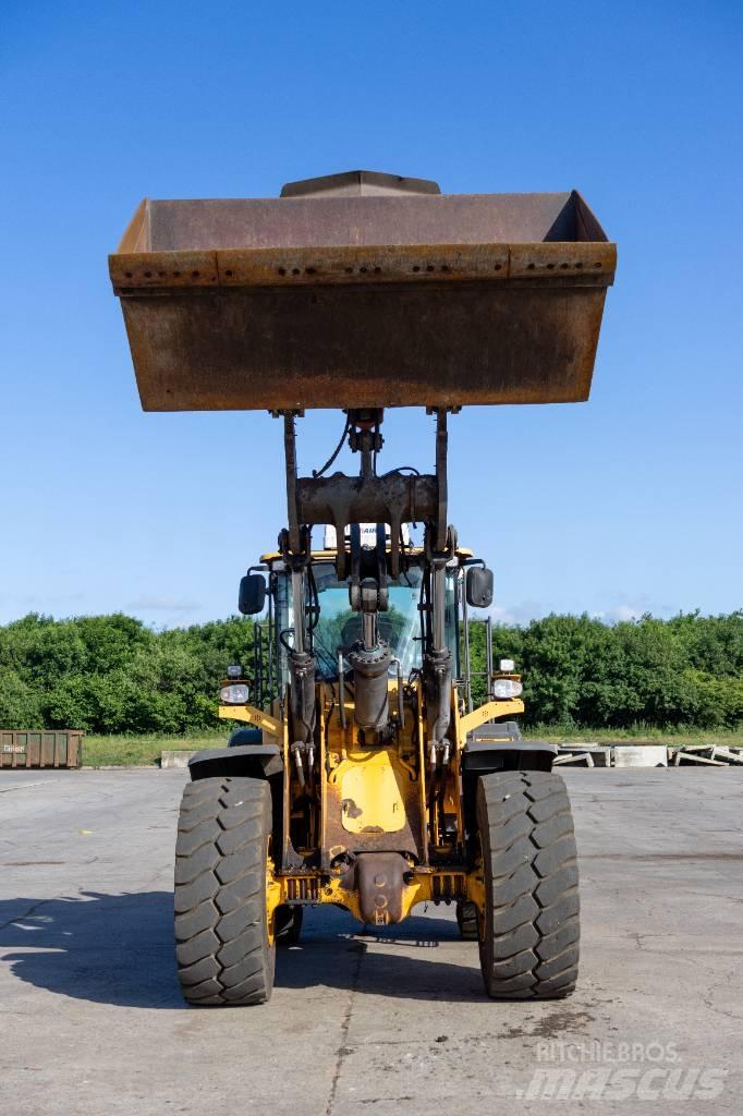Volvo L110H Pyöräkuormaajat