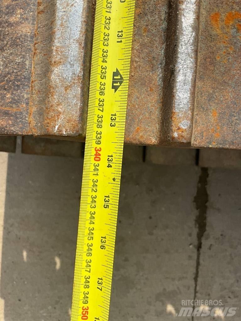 Hitachi ZX 250 LC-6 Telakaivukoneet