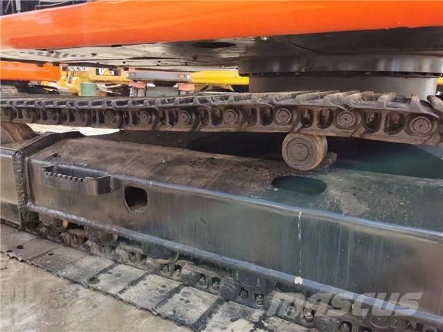 Hitachi EX 120 Telakaivukoneet
