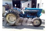 Ford 3600 tractor Traktorit