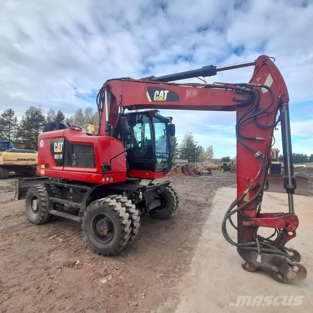 CAT M317 Pyöräkaivukoneet