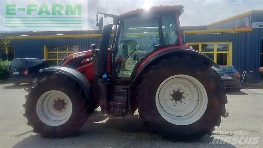 Valtra n174 Traktorit