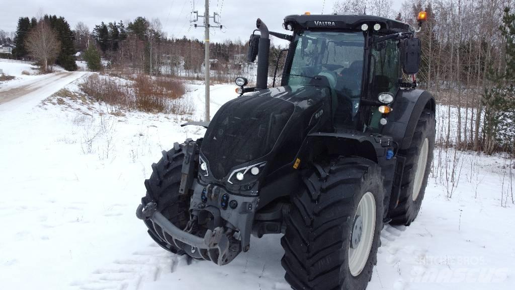 Valtra S 394 Traktorit
