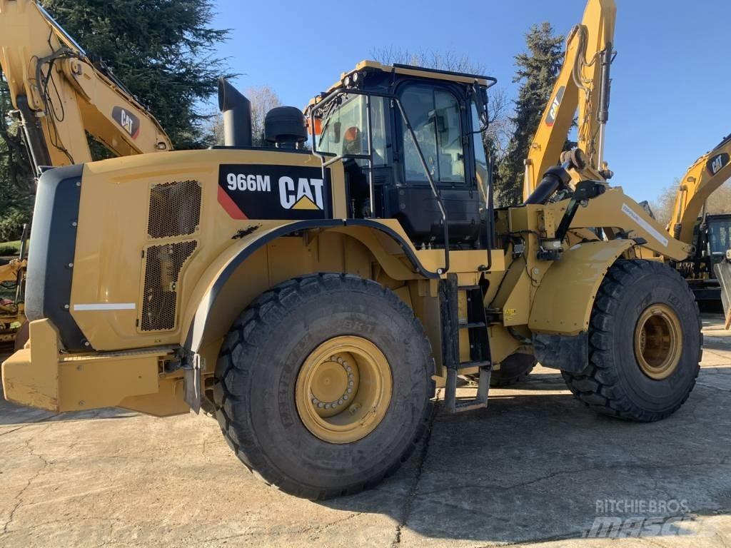 CAT 966 M Pyöräkuormaajat