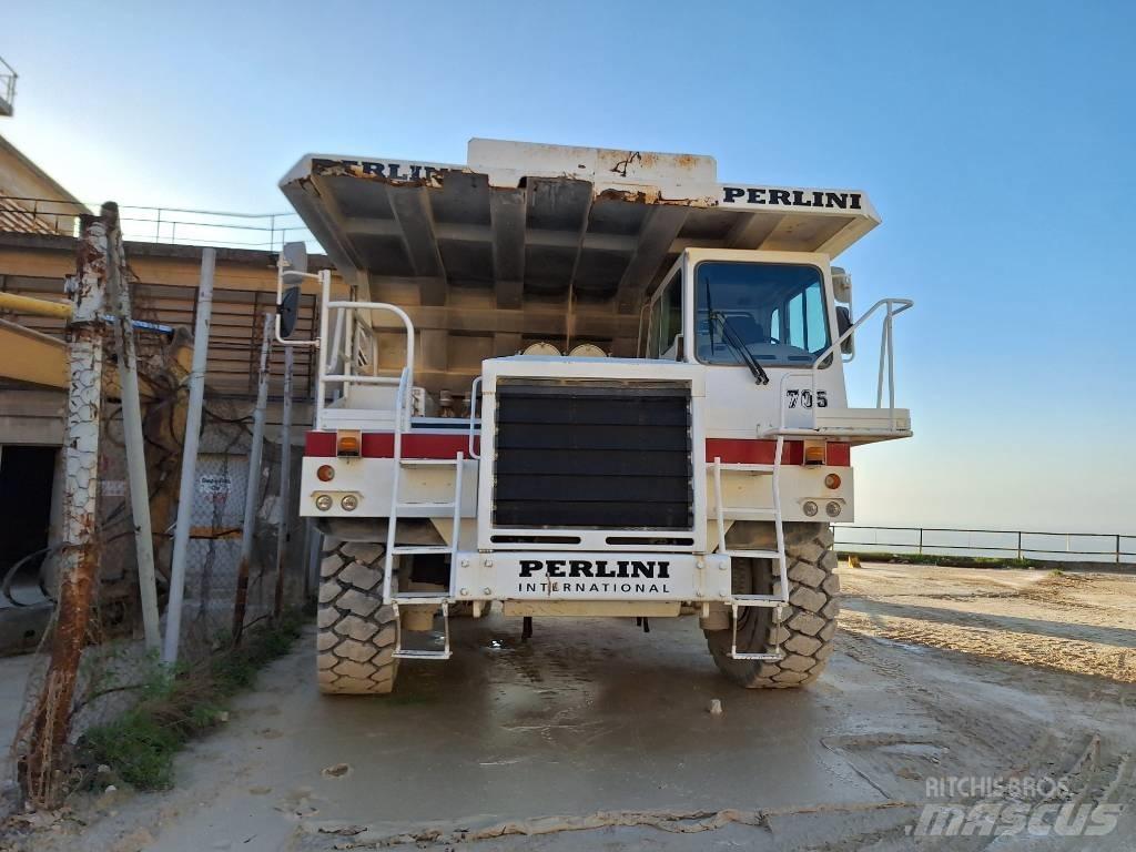Perlini DP 705 Maansiirtoautot