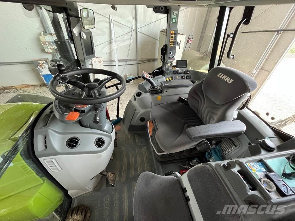 CLAAS Arion 440 Traktorit