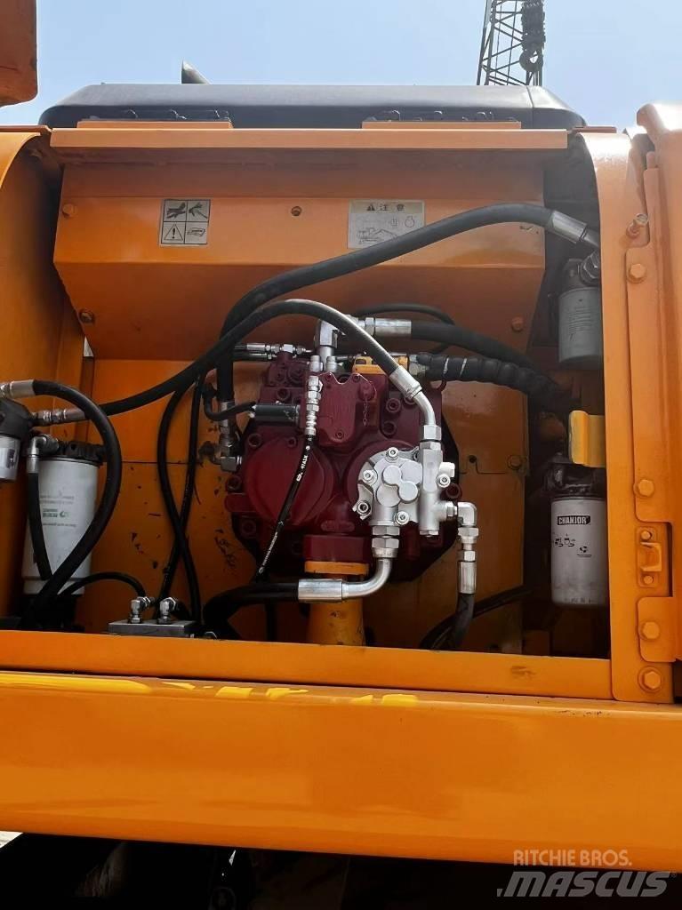 Hyundai R210W-7 Pyöräkaivukoneet